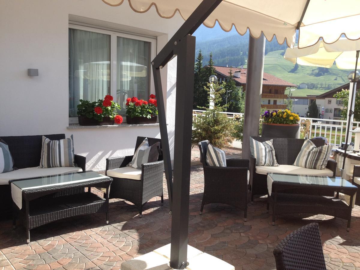 Hotel Antines La Villa  Bagian luar foto